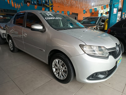 Renault Logan 1.6 Expression Hi-power 4p