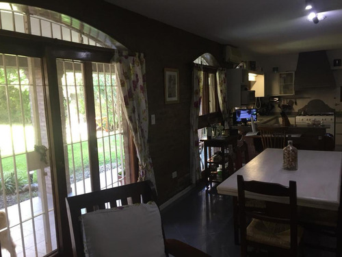 Imagen 25 de 30 de Casa En Venta, Hipólito Yrigoyen 770, Belén De Escobar