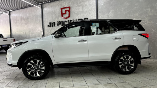 Toyota SW4 2.8 Diamond 7L 4X4 Tdi Aut. 5-P