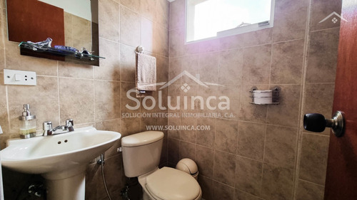 Imagen 8 de 23 de Townhouse Sector La Pedregosa