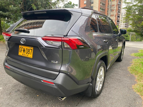 Toyota Rav 4 2.0 At 4x2 Como Nueva! Sin Pico Y Placa!