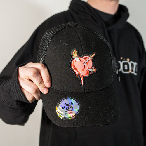 37 - Cap Trucker Deadpool Corazon