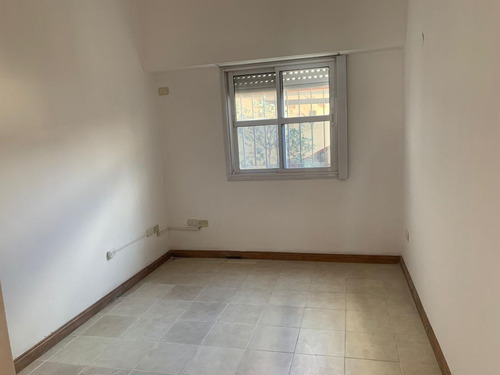 Imagen 6 de 10 de Departamento En Planta Baja Con Acceso Independiente