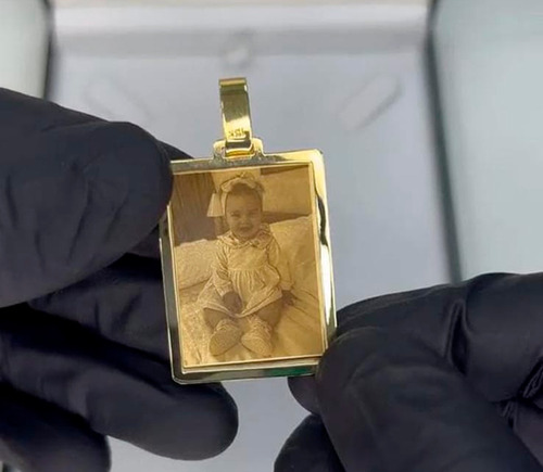Dije Foto Medalla Oro 18 K Grabá Tu Imagen Personalizada No2 Dorado