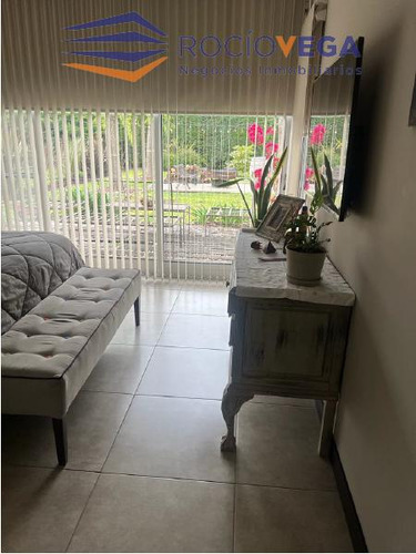 Casa En Venta En Barrio Privado Weston, Moreno