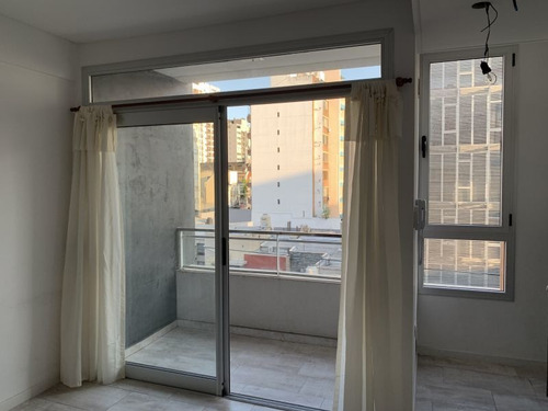 Imagen 2 de 14 de Departamento En Venta En Quilmes