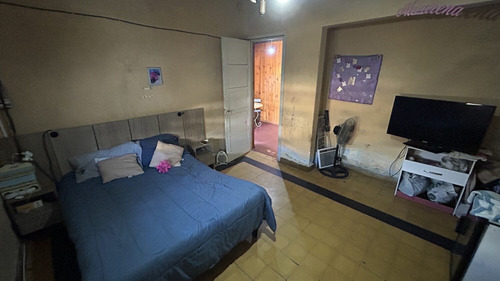 Se Vende Casa De 2 Dormitorios En Barrio Cerro