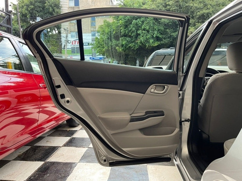 Imagen 7 de 15 de Honda Civic 1.8 Lx Sedan L4 Man. Mt 2014