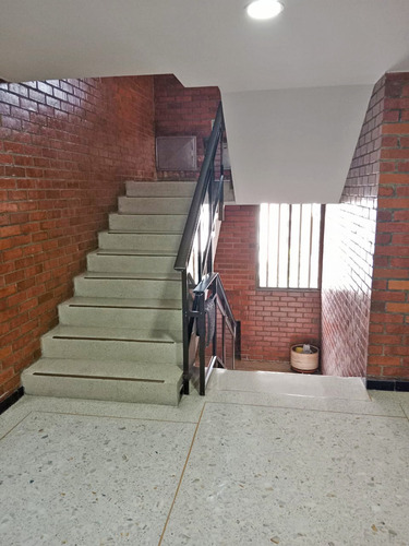 Imagen 6 de 27 de Apartamento En Venta, El Limonar, Sur