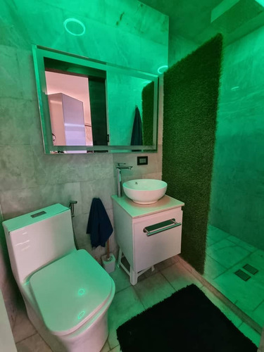 Imagen 7 de 14 de Se Vende Penthouse En Mañongo, Res. Santa Teresita Naguanagua 04244921462 Nelson