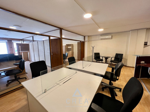 Alquiler Oficina En Ciudad Vieja Amplia Al Frente Luminosa 91m2 Edificados
