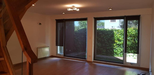 Casa Con Piscina Climatizada. Barrio Caisamar. 4 Amb.