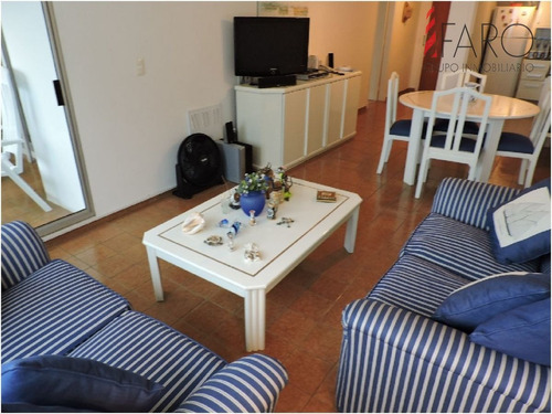 Imagen 6 de 30 de Apartamento De 1 Dormitorio En Torre De La Mansa Con Servicios - Punta Del Este Mansa