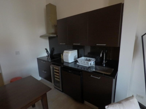 Imagen 12 de 14 de Venta De Apartamento Amoblado En Casco Antiguo 20-2893