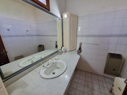 Casa En Arturo Illia 1068