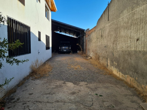 Bodega (400mts2) Oficinas (260mts2) Exelente Ubicacion.