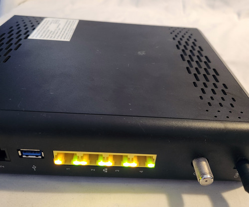 Modem Router Wi-fi Technicolor + Fuente Cga4233tch3 (usado) Negro