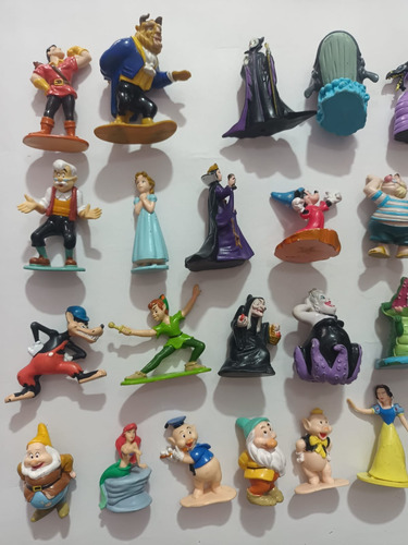 Colección Completa De Figuras Fantasmic De Sonrics (Usado)