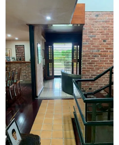 Casa Lomas De La Lagunita