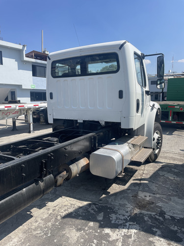 Camión Torton Freightliner M2 Chasis Cabina Modelo 2013 Naci