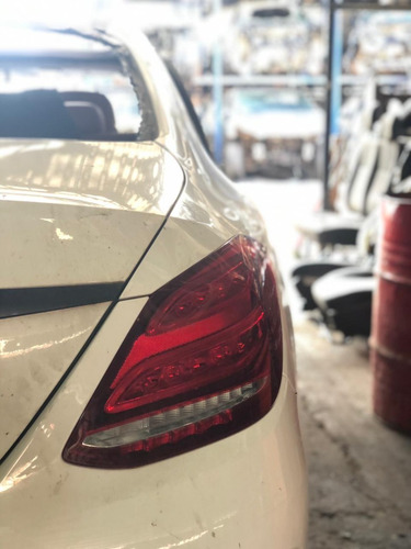 Imagem 10 de 12 de Sucata Mercedes C250 2015/2016 Branca Gasolina 211cvs