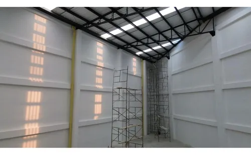 890m2 Bodega En Arriendo En Girardota
