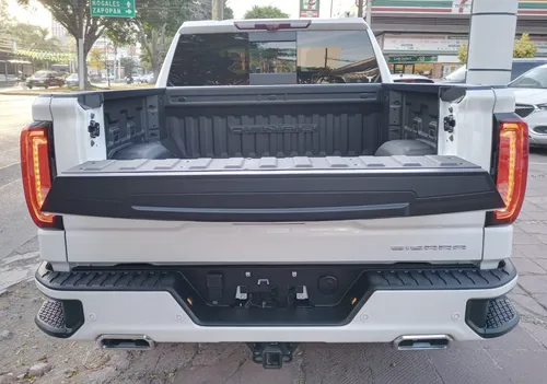 GMC Sierra 6.2 V8 Denali