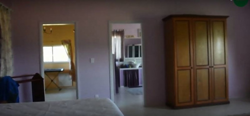 Quinta En Venta De 3 Dormitorios En Maldonado