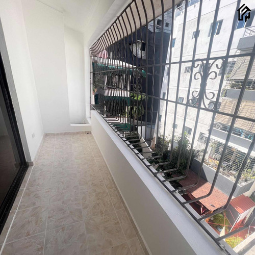 Vendo Apartamento 4to Piso Sin Ascensor En El Millon