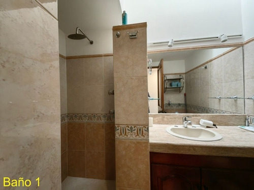 Casa En Condominio En Col. Del Valle / 282m2