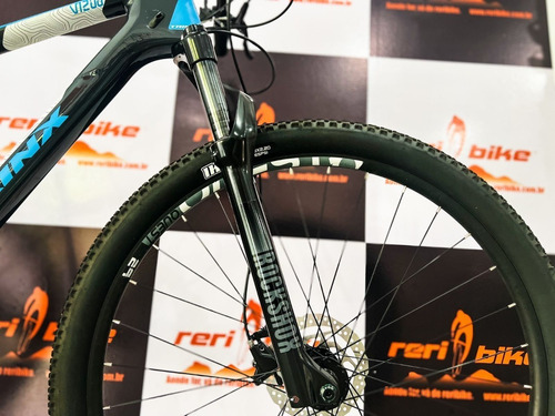 Bicicleta Trinx V1200 Pro Carbon 12v Sram