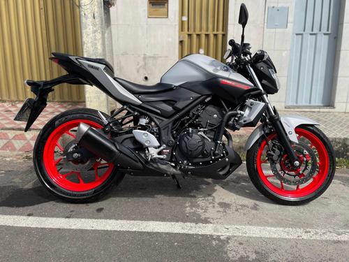 Mt 03 Naked