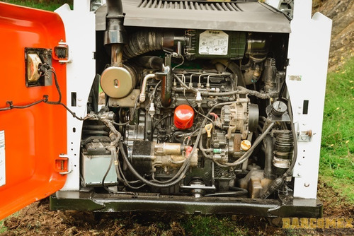 Minicargador Bobcat S530