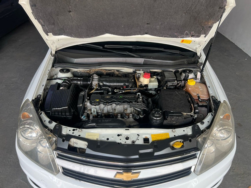 Chevrolet Vectra 2.0 MPFI ELEGANCE 8V 140CV FLEX 4P MANUAL
