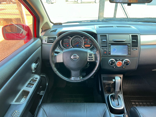 Nissan Tiida Sedan 1.8 Flex Aut. 4p