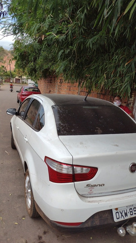Imagem 10 de 10 de Fiat Grand Siena 2015 1.4 Attractive Flex 4p