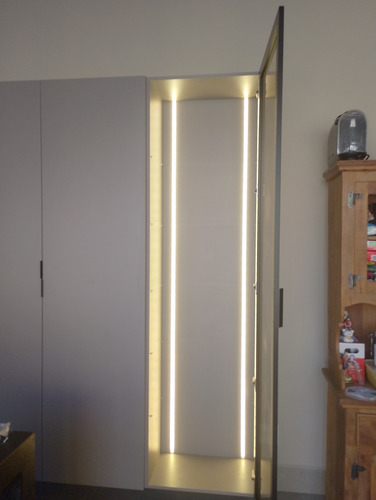Instalação De Leds Em Armário