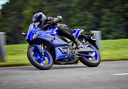 Yamaha R3a