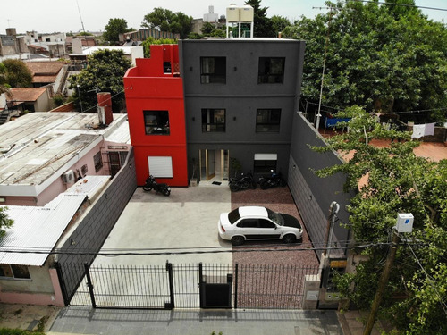 Imagen 3 de 13 de Venta -ph - Moron Sur