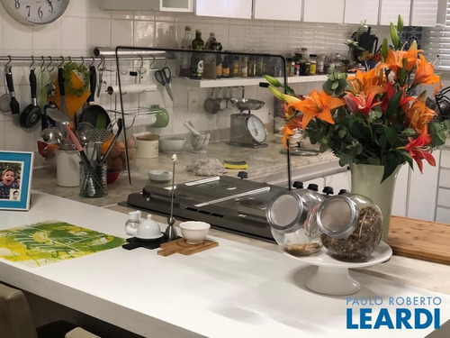 Imagem 10 de 12 de Casa Em Condomínio - Alphaville - Sp - 567982