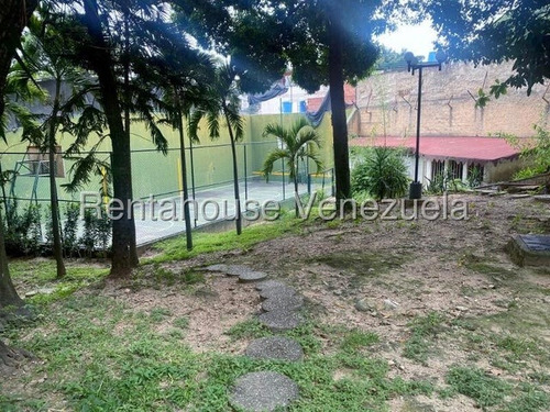 Jg Cod Flex 25-9274 Se Alquila Bello Y Espacios Apartamento De 134 Mts Y 4 Habitaciones En Las Palmas