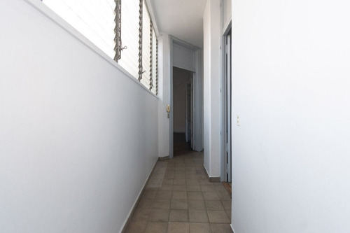 Venta Ph 5 Amb. En Flores A Pocos Mts De Rivadavia