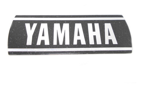 Emblema Yamaha Tapa Lado Volante Y Embrague Rx 100 Grdmotos