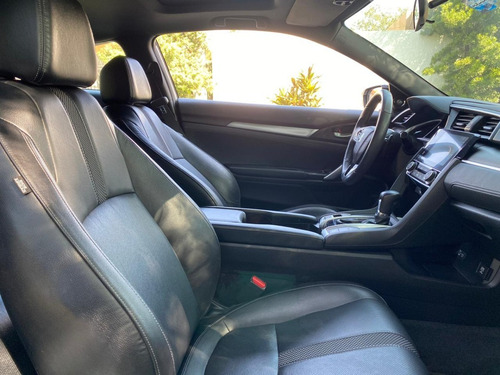 Civic Coupe 2019 Blanco, Automatico, Impecable, 17,000 Km