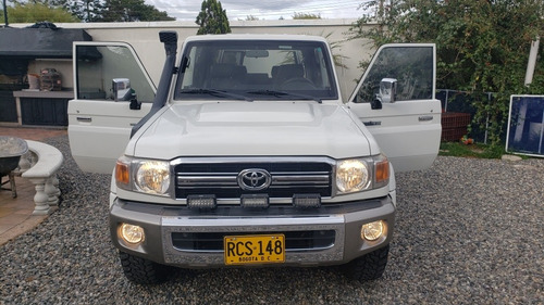 Toyota Land Cruiser 2011 4.0 Grj71 Blindada Macho
