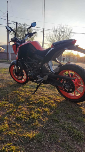 Imagen 14 de 14 de Ktm Duke 200