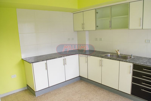 Casa En Venta En Villa Luro