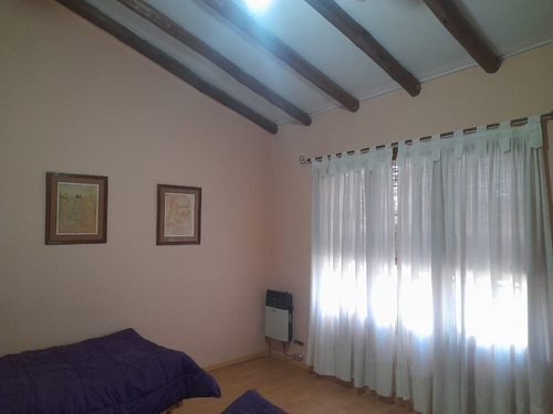 Espectacular Casa Quinta Con Dos Cabañas En Venta-rama Caída
