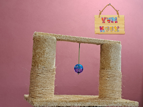 Rascador De Dos Postes Marca Yum Kaax