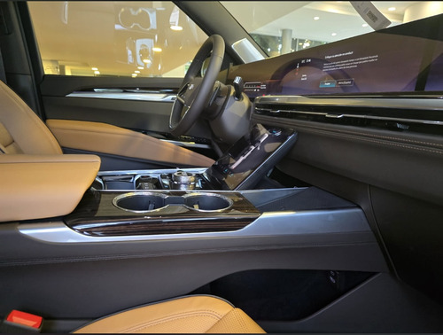 Cadillac Escalade 6.2 Premium Luxury